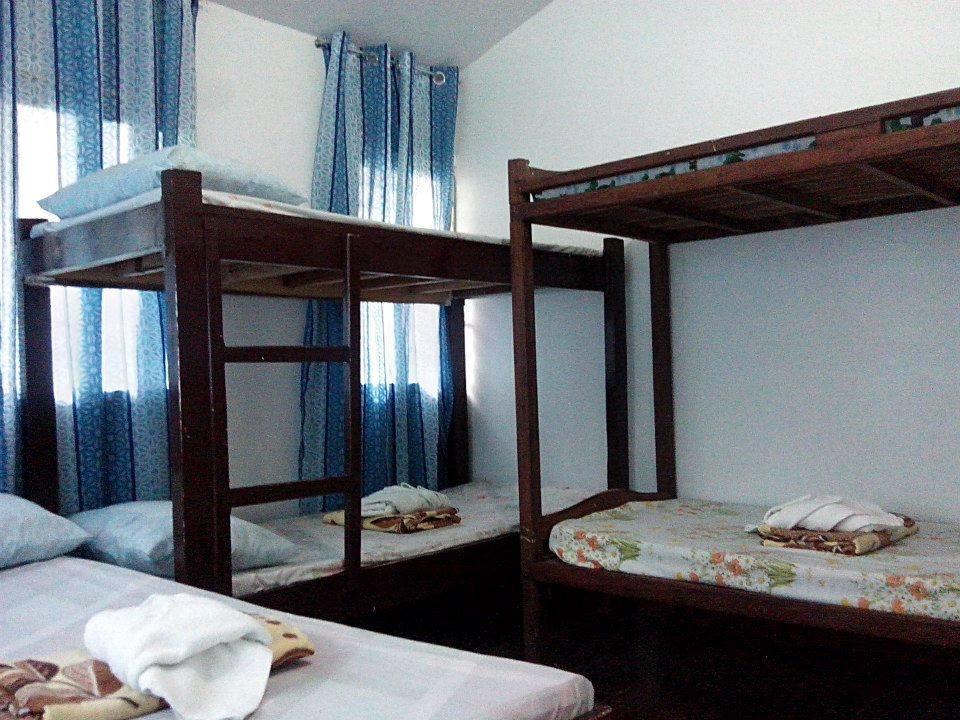 Almonte Transient Hostel Puerto Princesa Buitenkant foto