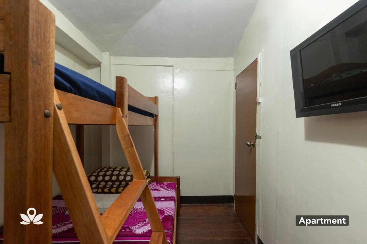 Almonte Transient Hostel Puerto Princesa Buitenkant foto