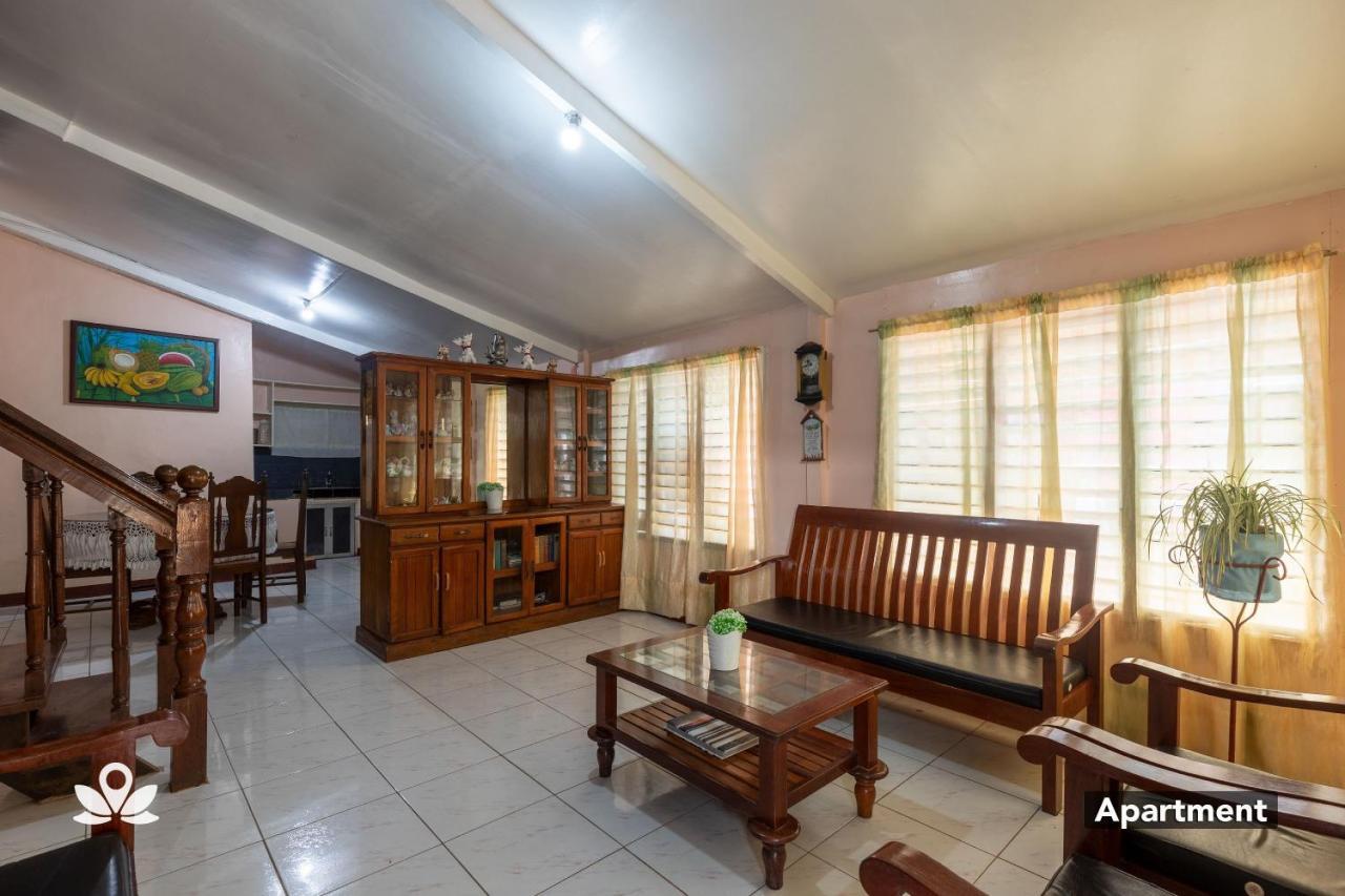 Almonte Transient Hostel Puerto Princesa Buitenkant foto